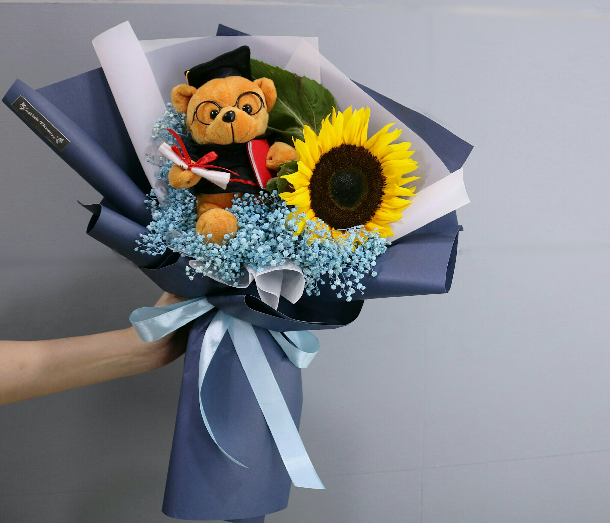 graduation flowers for boys
