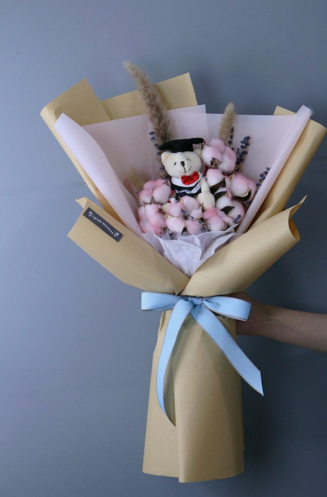 Graduation Bouquet – 18 – Wish Flowers