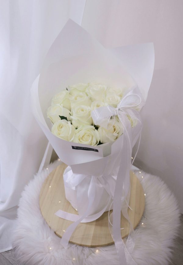 White Rose Bouquet – 03